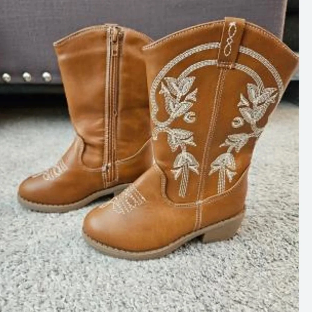 Toddler steppingstone Tan Cowboy Boots with White Embroidery Sz 8 toddler NWOB